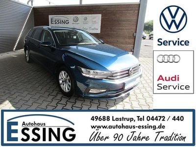 Gebraucht VW Passat Business 150 PS (110 kW) 2022 Blau Kombi