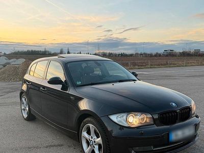 Gebraucht BMW 123 204 PS (150 kW) 2008 Schwarz Kleinwagen