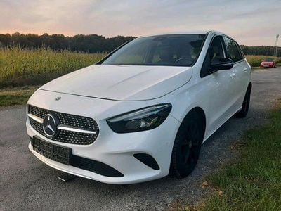 Usata Mercedes 180 116 CV (85 kW) 2020 Bianco Berlina