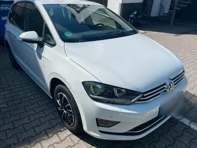 Gebraucht VW Golf VII 110 PS (80 kW) 2017 Weiß Kleinwagen