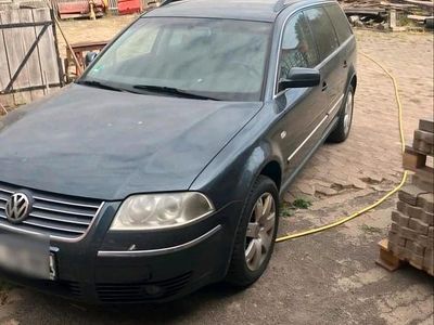Gebraucht VW Passat 115 PS (84 kW) 2002 Grau Kombi