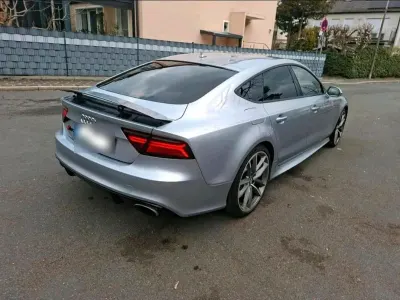 Używany Audi RS7 Performance 605 KM (444 kW) 2016 Srebrny Hatchback