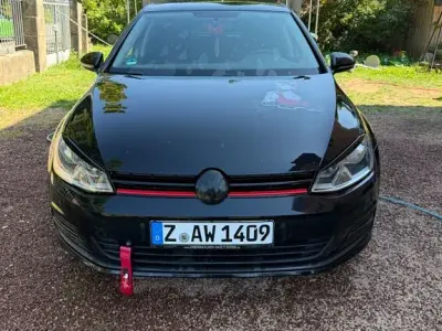 Gebraucht VW Golf VII Trendline 86 PS (63 kW) 2016 Schwarz Limousine