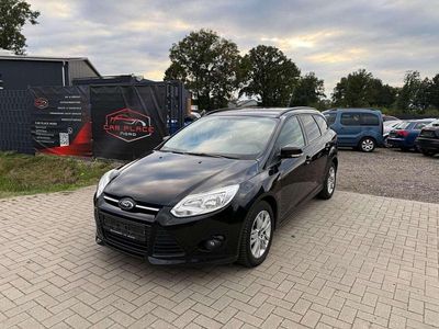 Gebraucht Ford Focus Trend 125 PS (91 kW) 2014 Schwarz Kombi