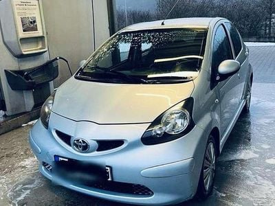 Grau Gebraucht 2006 Toyota Aygo Club Kleinwagen | 2.700 € (Superpreis)