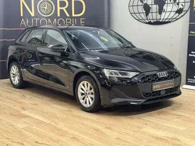 Gebraucht Audi A3 Sport 116 PS (85 kW) 2025 Schwarz Limousine