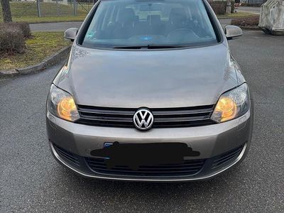 Gebraucht VW Golf V 122 PS (89 kW) 2009 Braun Kombi