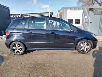 Gebraucht Mercedes B200 136 PS (100 kW) 2005 Schwarz Van / Kleinbus