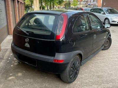 Gebraucht Opel Corsa 90 PS (66 kW) 1995 Schwarz Kleinwagen