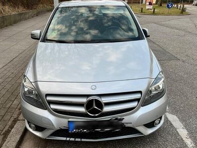 Mercedes B180