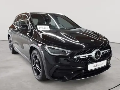 Gebraucht Mercedes GLA220 AMG line 190 PS (139 kW) 2023 Kosmosschwarz metallic SUV