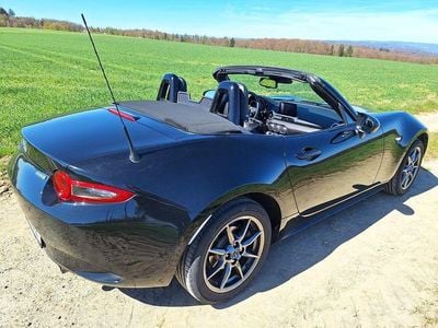 Gebraucht Mazda MX5 Sports-Line 131 PS (96 kW) 2018 Schwarz Cabrio