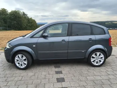 Gebraucht Audi A2 Sport 75 PS (55 kW) 2004 Grau Kleinwagen