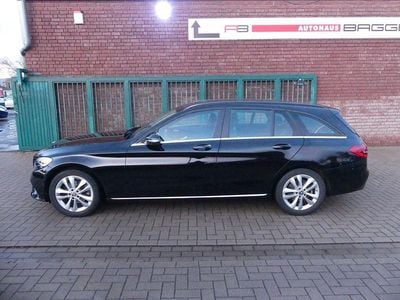 Gebraucht Mercedes C200 160 PS (117 kW) 2020 Schwarz Kombi