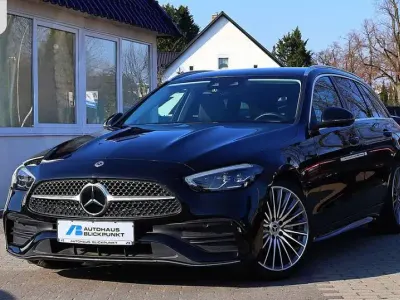 Usata Mercedes C220 AMG 200 CV (147 kW) 2022 Nero Station wagon