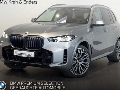 Begagnad BMW X5 Comfort Edition 298 HK (219 kW) 2025 Grå SUV