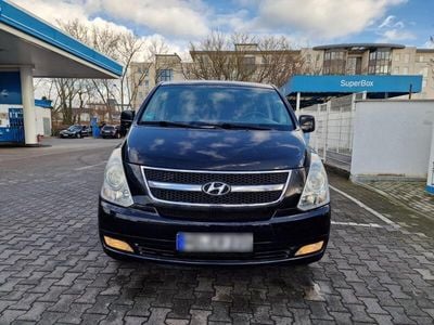 Hyundai H-1