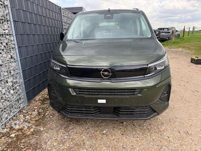 Nuova Opel Combo Edition 131 CV (96 kW) 2026 Verde Monovolume