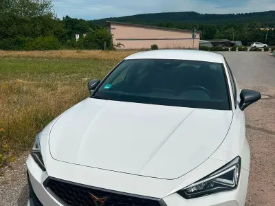 Gebraucht Cupra Leon 204 PS (150 kW) 2022 Weiß Limousine