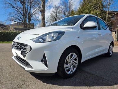 Gebraucht Hyundai i10 Select 67 PS (49 kW) 2020 Weiß Kleinwagen