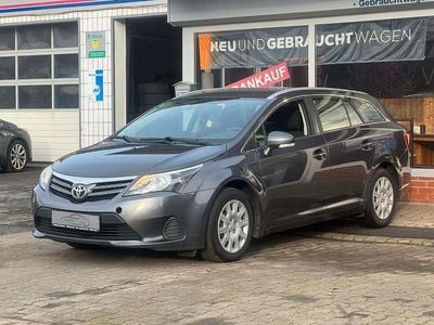 Gebraucht Toyota Avensis Edition 124 PS (91 kW) 2012 Grau Kombi