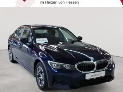 Gebraucht BMW 318 Advantage 2021 Andere Limousine