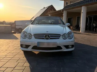 Gebraucht Mercedes CLK320 Edition 224 PS (164 kW) 2008 Weiß Cabrio