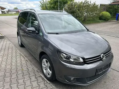 Gebraucht VW Touran Match 140 PS (102 kW) 2013 Grau Van / Kleinbus