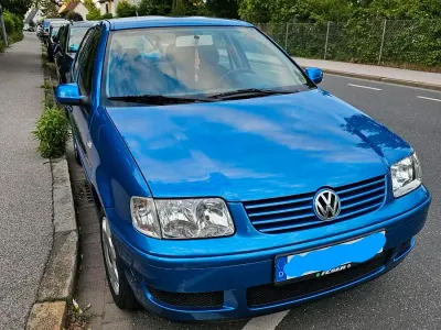 Gebraucht VW Polo 60 PS (44 kW) 2001 Blau Kleinwagen