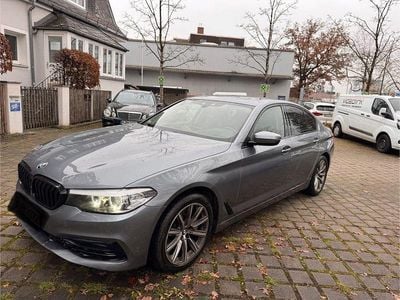 Grau Gebraucht 2018 BMW 530 Sport Line Limousine | 26.000 € (Guter Preis)