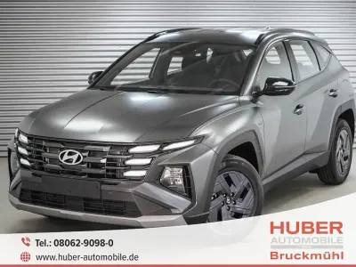 Neu Hyundai Tucson Blackline 238 PS (175 kW) 2026 Pine green matt metallic () SUV