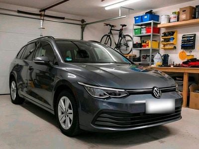 Gebraucht VW Golf VIII Comfortline 150 PS (110 kW) 2021 Grau Kombi