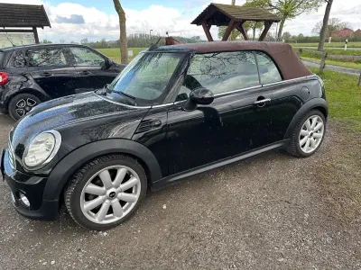 Begagnad Mini Cooper Cabriolet 122 HK (89 kW) 2011 Svart Cab