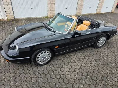 Gebraucht Alfa Romeo Spider 120 PS (88 kW) 1991 Schwarz Cabrio