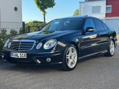 Gebraucht Mercedes E320 Avantgarde 224 PS (164 kW) 2007 Schwarz Limousine