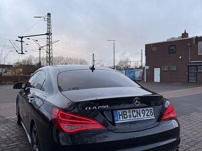Gebraucht Mercedes CLA200 AMG line 156 PS (114 kW) 2015 Schwarz Limousine