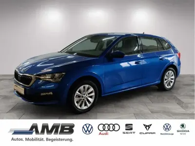 Gebraucht Skoda Scala Ambition 150 PS (110 kW) 2023 Blau Kleinwagen