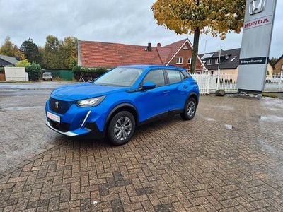 Gebraucht Peugeot e-2008 Active 100 kW (136 PS) 2020 Blau SUV