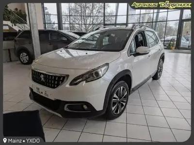 Gebraucht Peugeot 2008 Allure 110 PS (80 kW) 2018 Weiß SUV