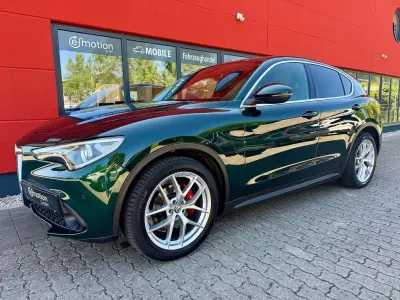 Gebraucht Alfa Romeo Stelvio Super 160 PS (117 kW) 2019 Grün SUV