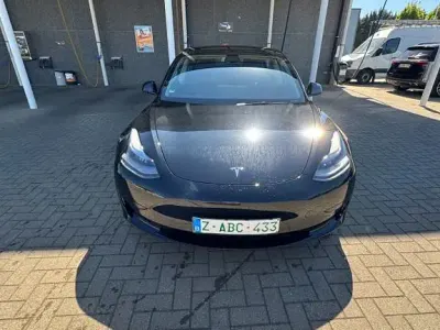 Usata Tesla Model 3 Standard Range Plus 239 kW (325 CV) 2022 Nero Berlina