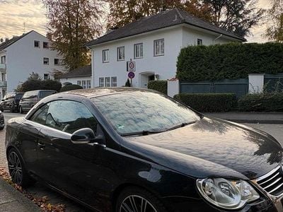 Używany VW Eos Individual 200 KM (147 kW) 2008 Czarny Kabriolet