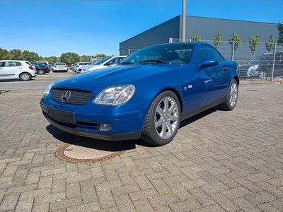 Second-hand Mercedes SLK230 193 CP (141 kW) 1999 Negru Cabrio