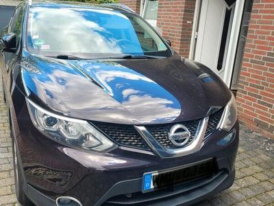 gebraucht Nissan Qashqai 1.2 DIG-T Tekna, lila-violett-metallic