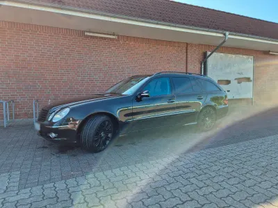 Gebraucht Mercedes E320 Avantgarde 224 PS (164 kW) 2007 Schwarz Kombi