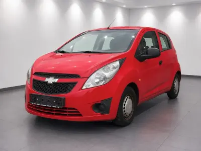 Gebraucht Chevrolet Spark 68 PS (50 kW) 2010 Rot Kleinwagen