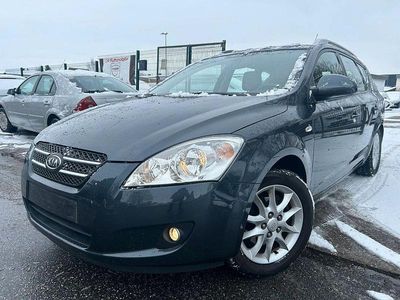 Gebraucht Kia Ceed Sport 109 PS (80 kW) 2009 Grau Kleinwagen