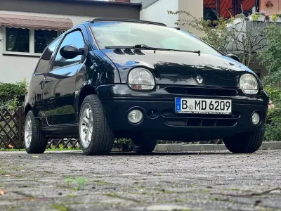 Gebraucht Renault Twingo 58 PS (42 kW) 2004 Schwarz Kleinwagen