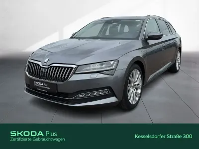 Gebraucht Skoda Superb Premium Edition 200 PS (147 kW) 2023 Graphitegrau metallic Kombi