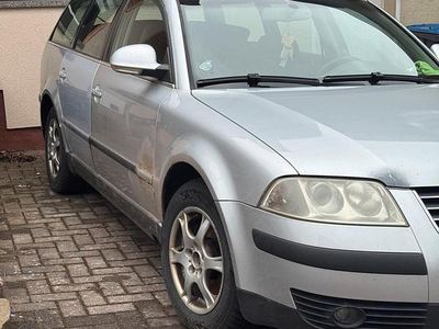 Gebraucht VW Passat 131 PS (96 kW) 2004 Silber Kombi